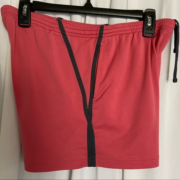 REEBOOK Shorts, Size-M, Salmon Pink w/Dark Accents & Ties at Waist, Lightly Used - Picture 6 of 12